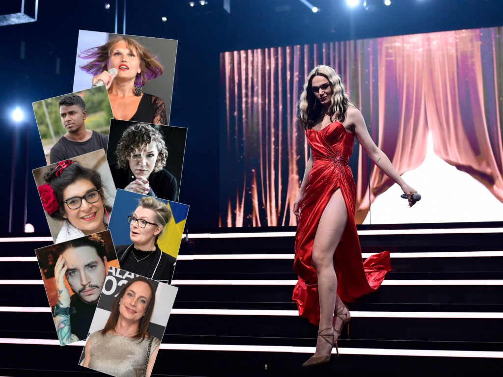 Mushukga yaqin Gipnoz ostida lesbian porno